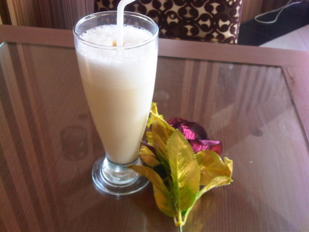 Grand Duta Hotel Palu Exteriér fotografie